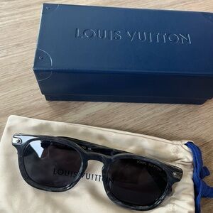 Louis Vuitton Blue Turtle Sunglasses with Case